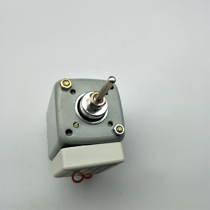 DW45万能断路器配件欠压脱扣器线圈正品国星RMW1 CW1 CDW1通用